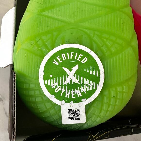 PUMA MB.01 x Rick and Morty Green/Red 2022 - Picture 9 of 10